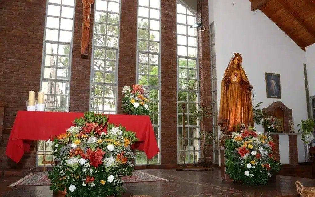 horarios de misas en Capilla Inmaculado Corazón de María en Lanús