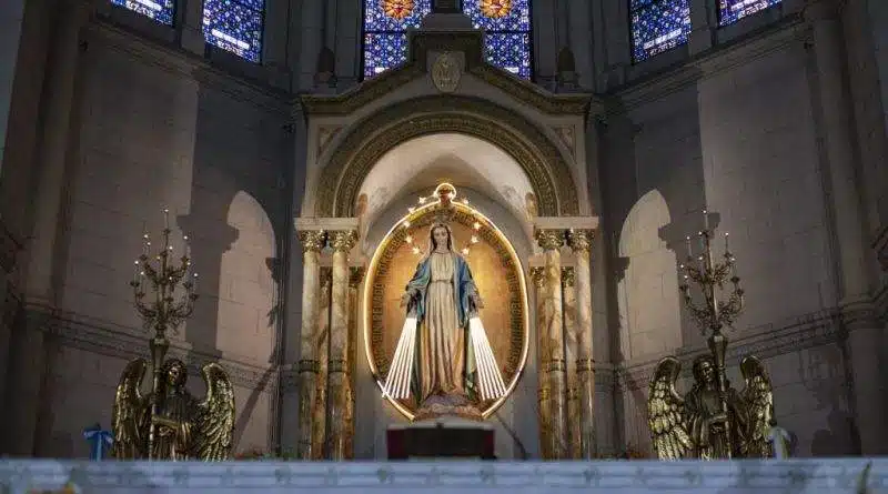 Capilla Medalla Milagrosa 1 horarios de misas en Capilla Medalla Milagrosa en Mercedes