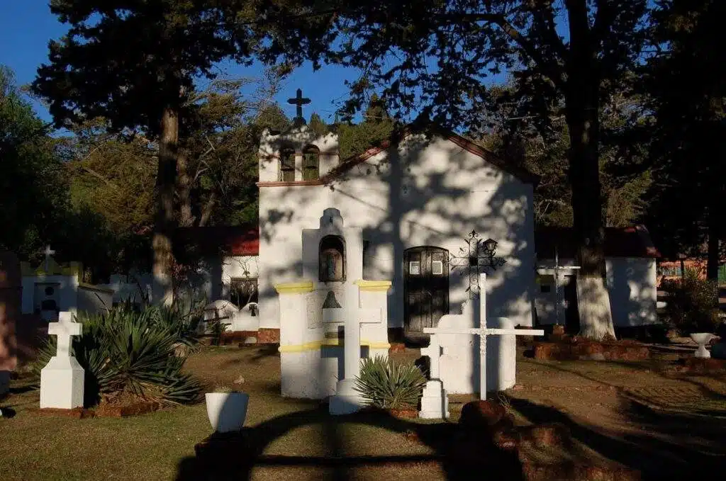 horarios de misas en Capilla Nuestra Señora de la Merced en Longchamps