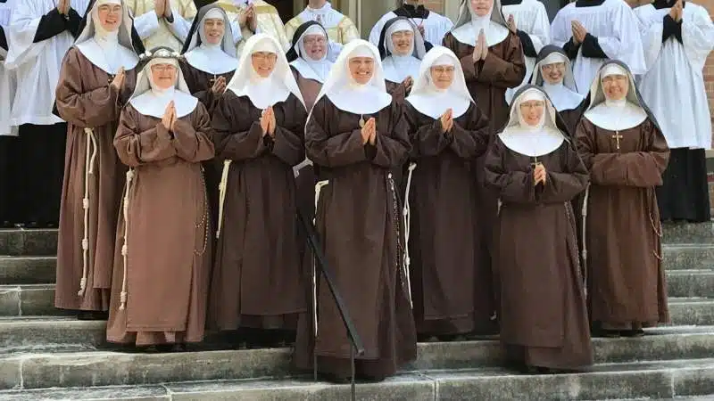 horarios de misas en Capilla Nuestra Señora de los Angeles (Hermanas Franciscanas Capuchinas) en Rosario