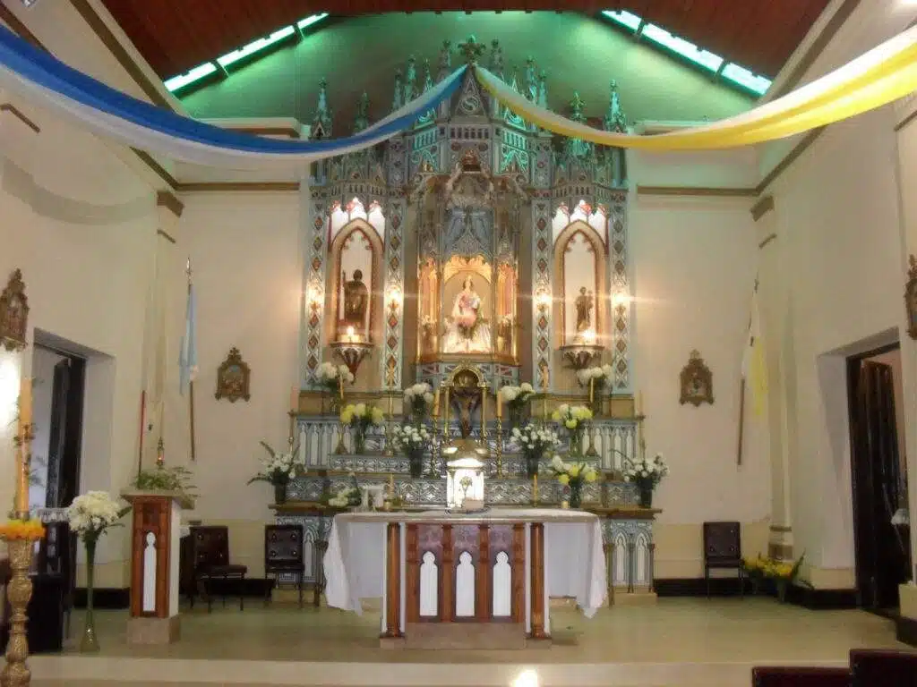 horarios de misas en Capilla Nuestra Señora del Rosario en La Merced (Paclín)