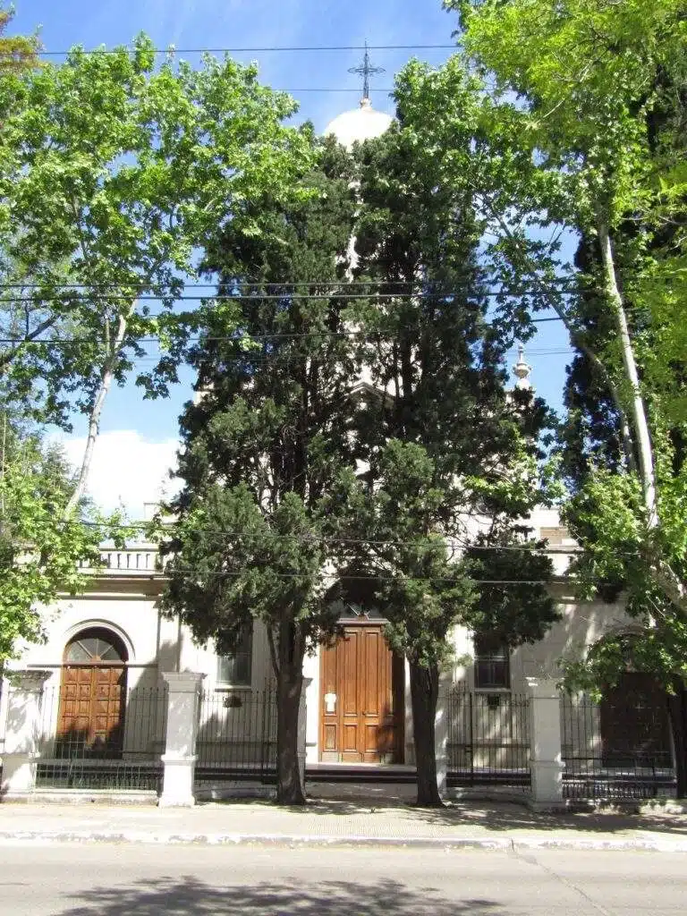 horarios de misas en Capilla San José en Burzaco (Almirante Brown)