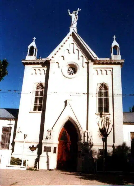 horarios de misas en Capilla San José en Sarmiento