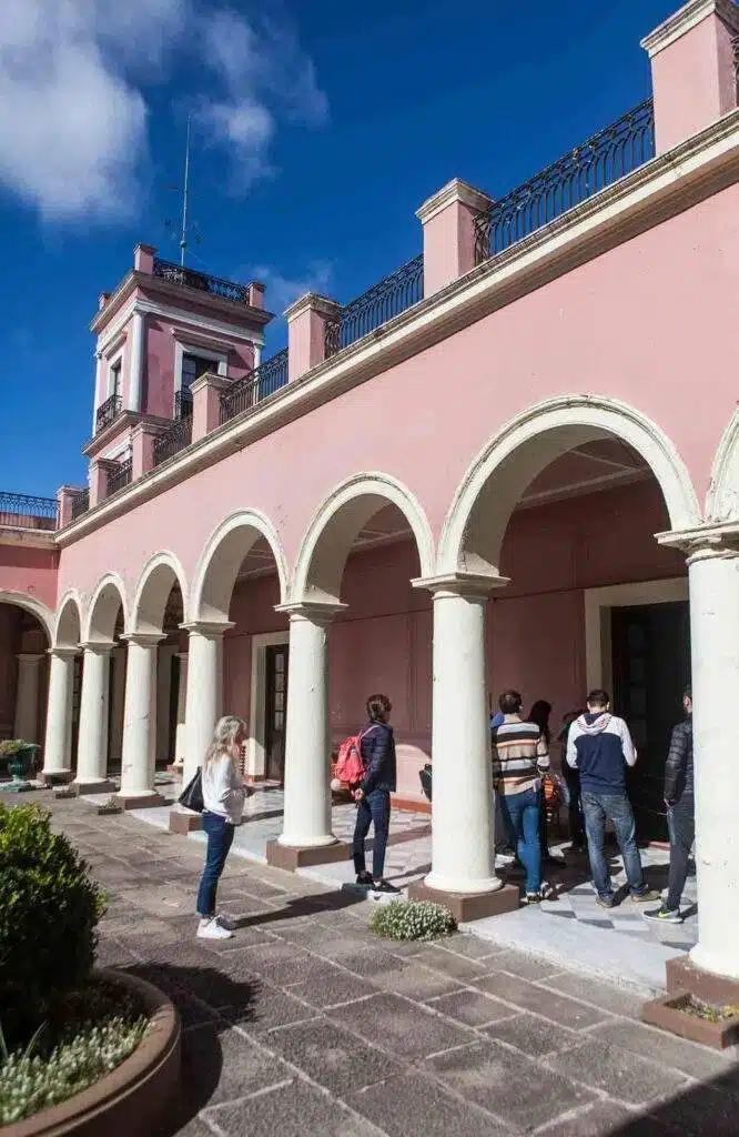 horarios de misas en Capilla San José en Urquiza