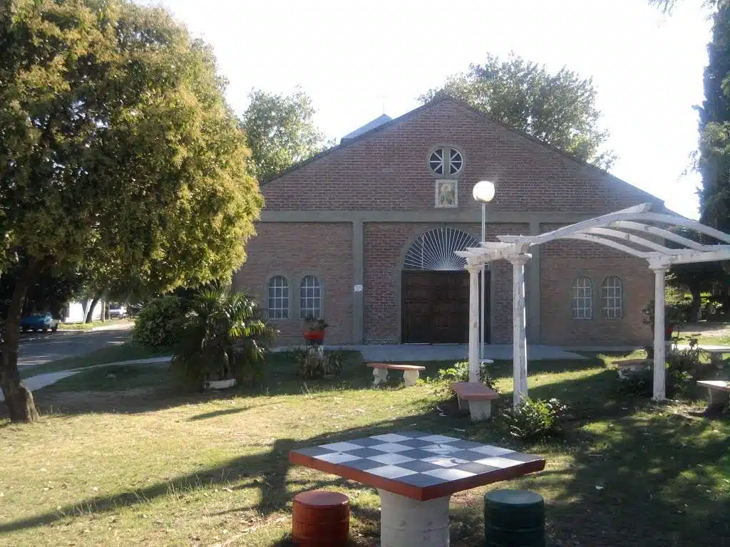 horarios de misas en Capilla San Pedro en Berazategui