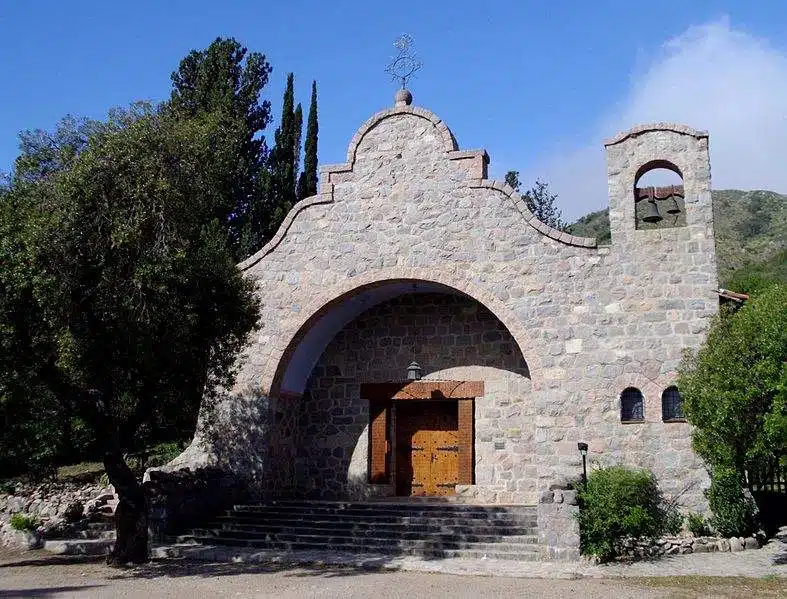 horarios de misas en Capilla Santa Teresita en Los Cocos