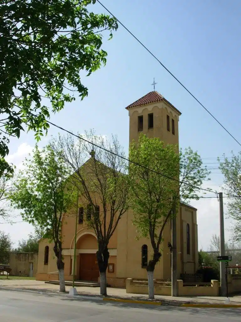 horarios de misas en Capilla Santiago Apostol en Chazón
