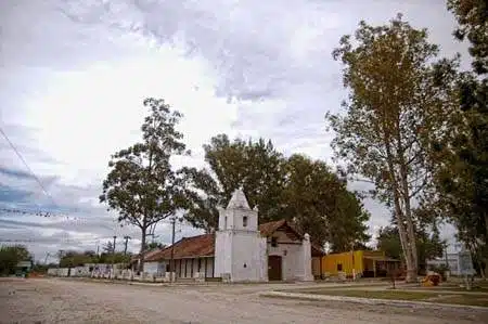 horarios de misas en Capilla Virgen del Luján en Simoca