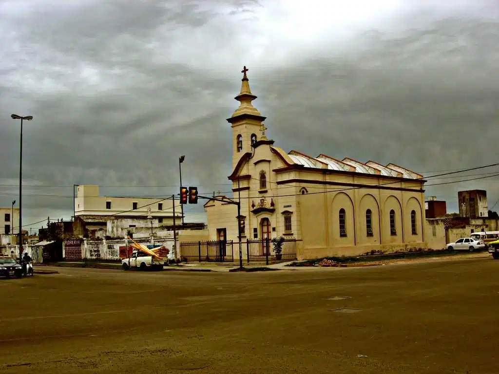 Capilla del Cementerio La Piedad 1 horarios de misas en Capilla del Cementerio La Piedad en Rosario