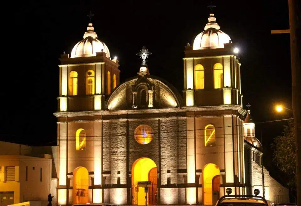 Iglesia Catedral Nuestra Señora del Carmen 1 horarios de misas en Iglesia Catedral Nuestra Señora del Carmen en Cruz del Eje