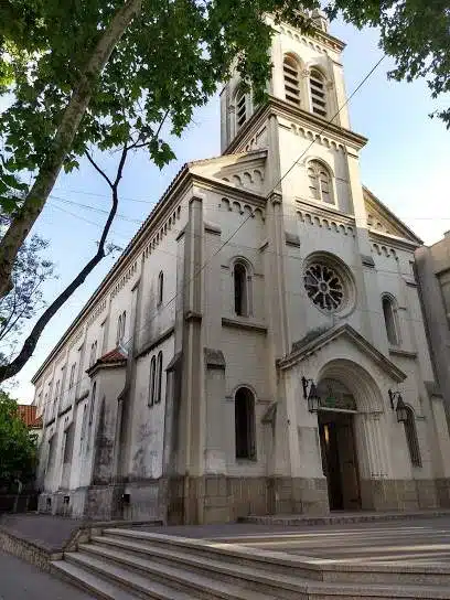 Iglesia Nuestra Señora de La Guardia 1 horarios de misas en Iglesia Nuestra Señora de La Guardia en Hurlingham