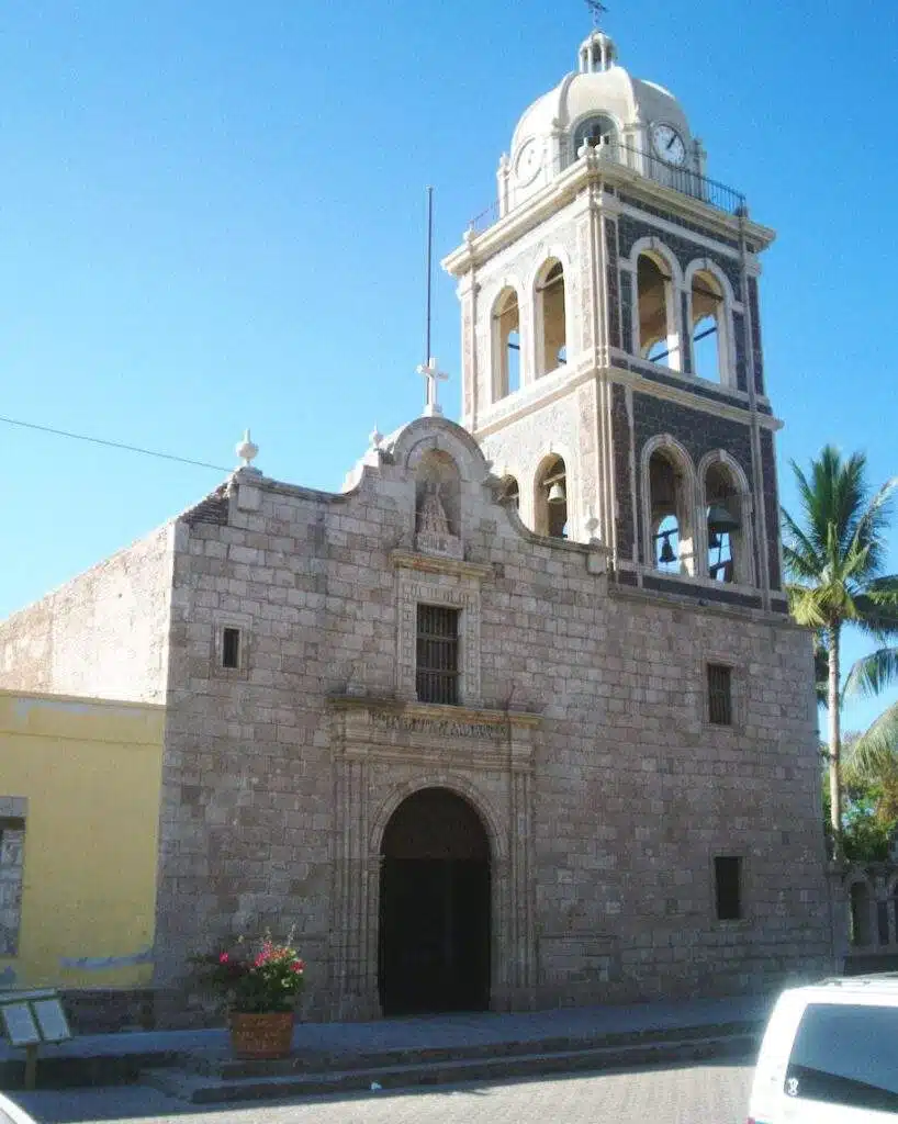 Iglesia Nuestra Señora de Loreto 1 horarios de misas en Iglesia Nuestra Señora de Loreto en Loreto