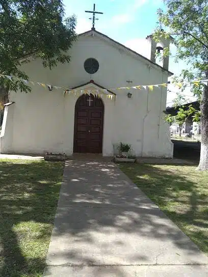 horarios de misas en Iglesia Nuestra Señora del Carmen en General Racedo