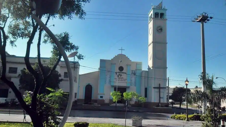 horarios de misas en Iglesia Sagrado Corazón en Villa Ángela