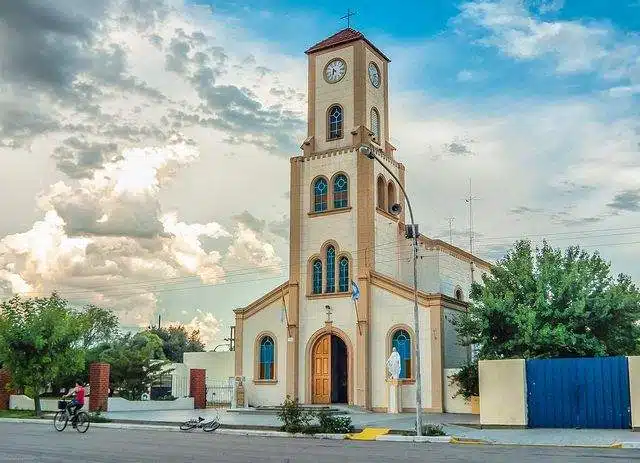 Iglesia San Antonio de Padua 1 horarios de misas en Iglesia San Antonio de Padua en Trenel