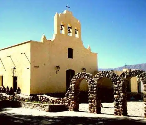 horarios de misas en Iglesia San José en Cachi