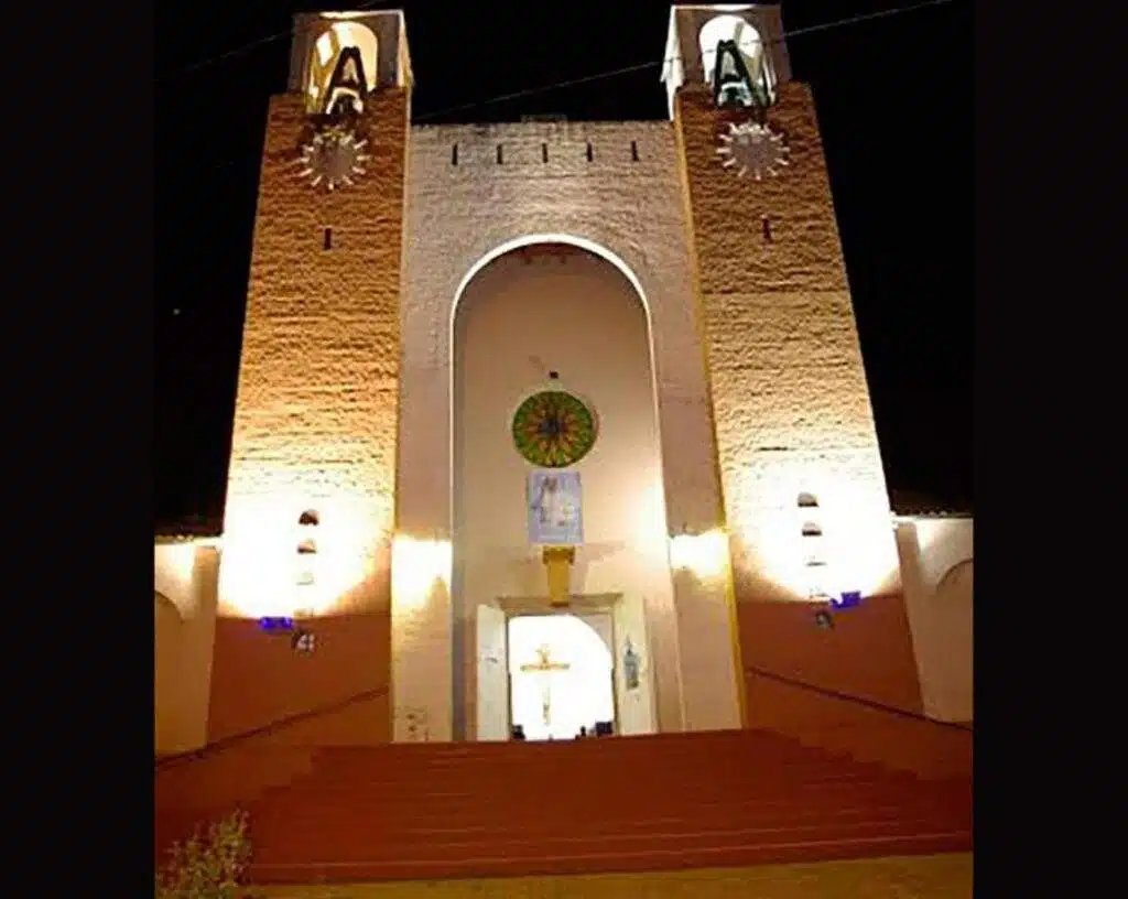 horarios de misas en Iglesia San Miguel en El Dorado