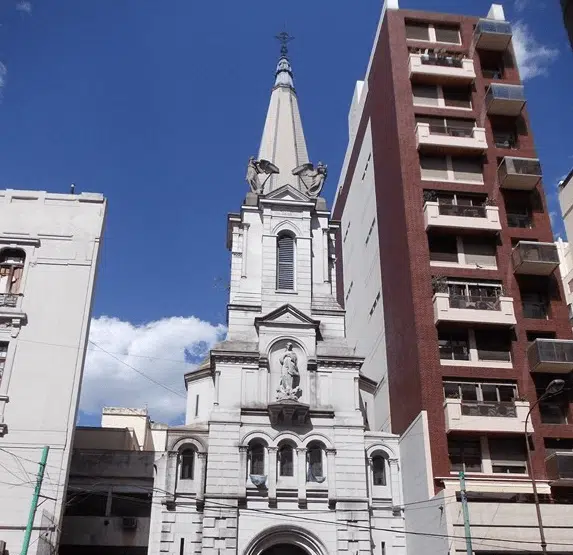 horarios de misas en Iglesia Santa Lucía en La Plata