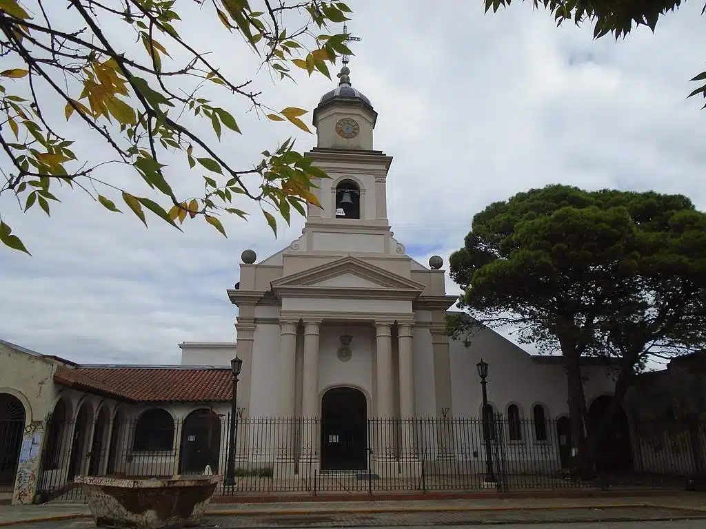 horarios de misas en Parroquia Catedral Nuestra Señora del Rosario en Moreno