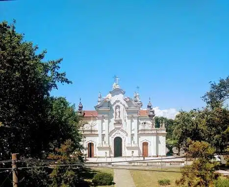 horarios de misas en Parroquia María Auxiliadora en Ramos Mejía