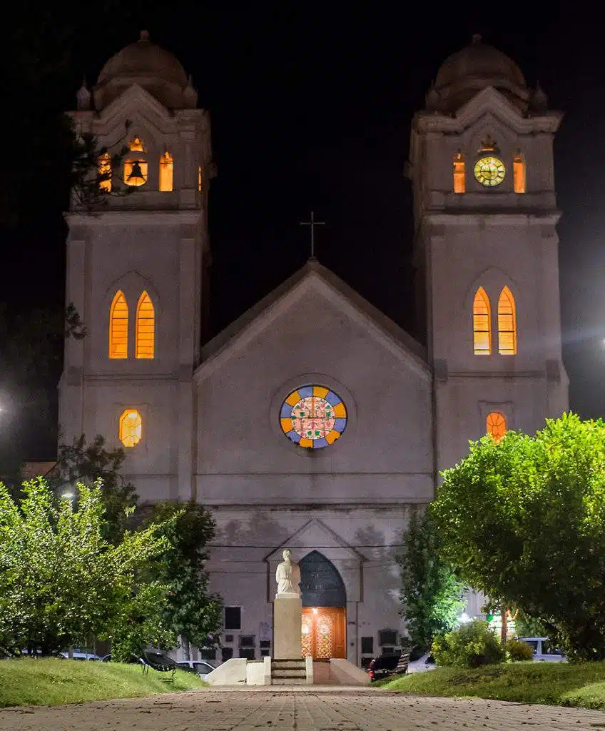 Parroquia Nuestra Señora de Aranzazu 1 horarios de misas en Parroquia Nuestra Señora de Aranzazu en Victoria