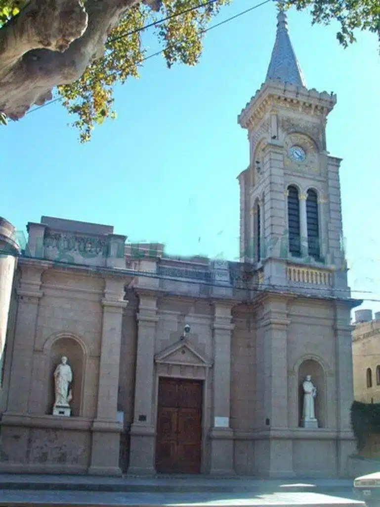 horarios de misas en Parroquia Nuestra Señora de la Merced en San Luís