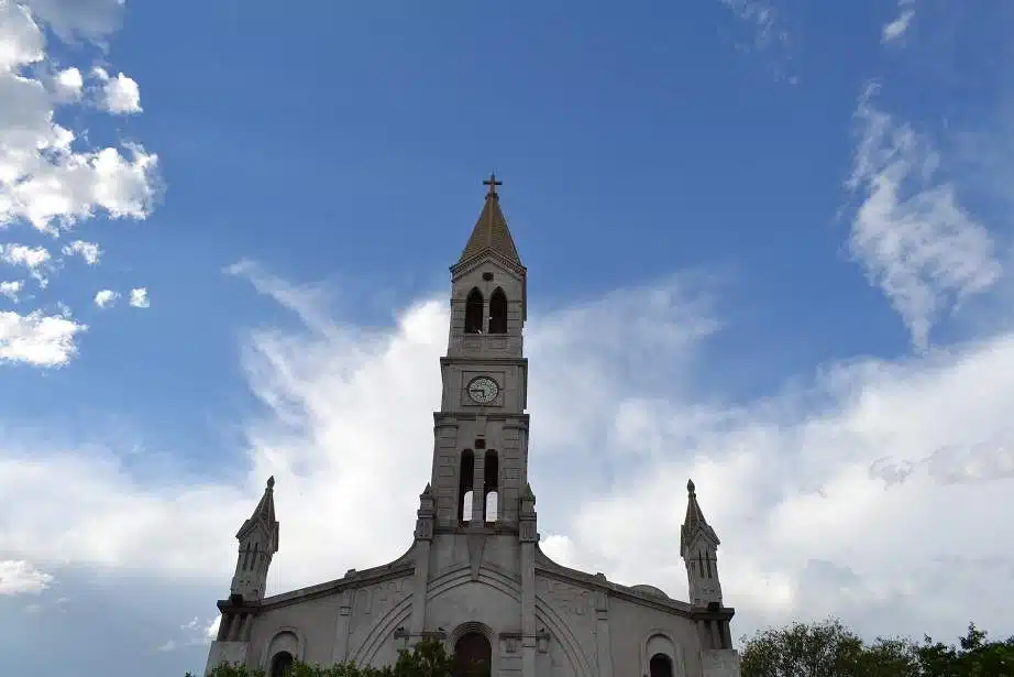 horarios de misas en Parroquia San Carlos Borromeo en Hurlingham