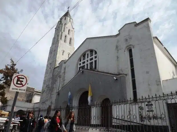 Parroquia San Judas Tadeo 1 horarios de misas en Parroquia San Judas Tadeo en Ituzaingó