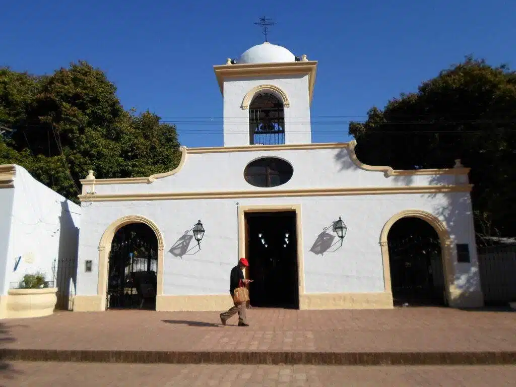 horarios de misas en Parroquia Santa Ana de los Guácaras en Santa Ana