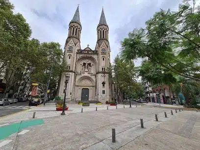 Parroquia del Espíritu Santo 1 horarios de misas en Parroquia del Espíritu Santo en Lanús